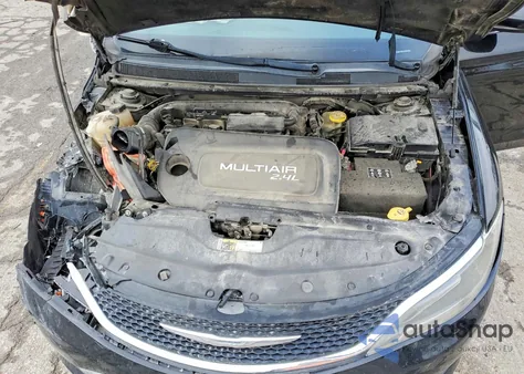 2015 Chrysler 200 Limited из США, поврежденный, VIN 1C3CCCAB8FN558913